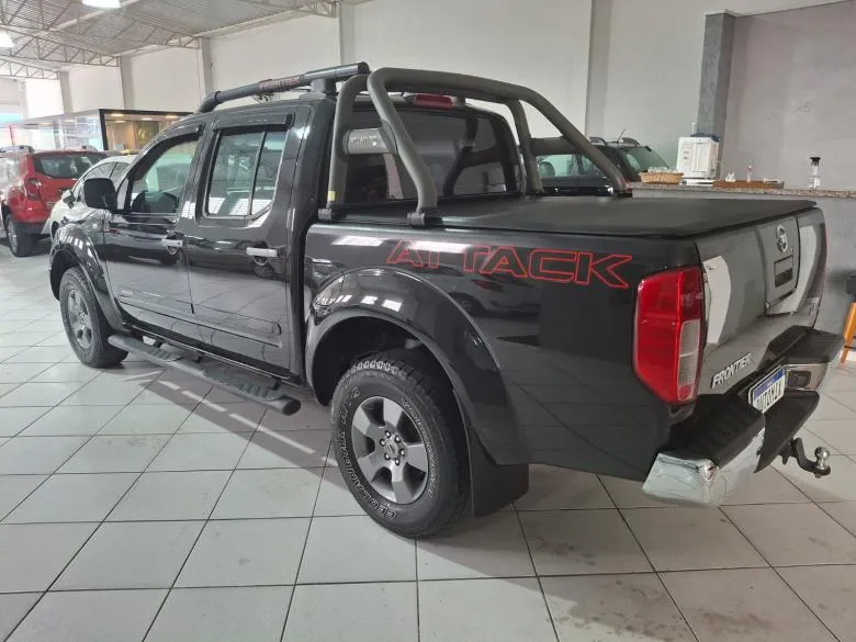 Nissan - FRONTIER LE ATTACK 2.5 CD 4X4