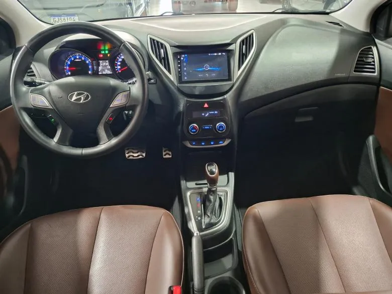 Hyundai - HB20 X PREMIUM 1.6 AT