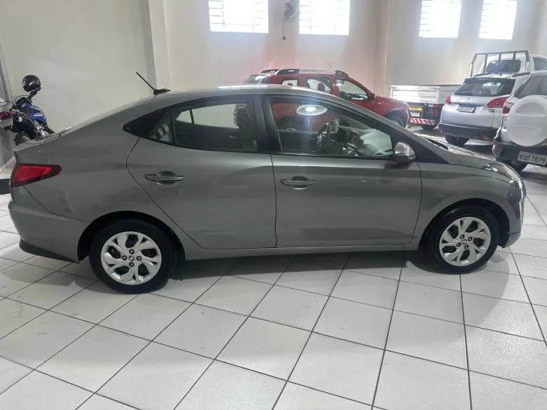 Hyundai - HB20S VISION 1.0 MEC.FLEX