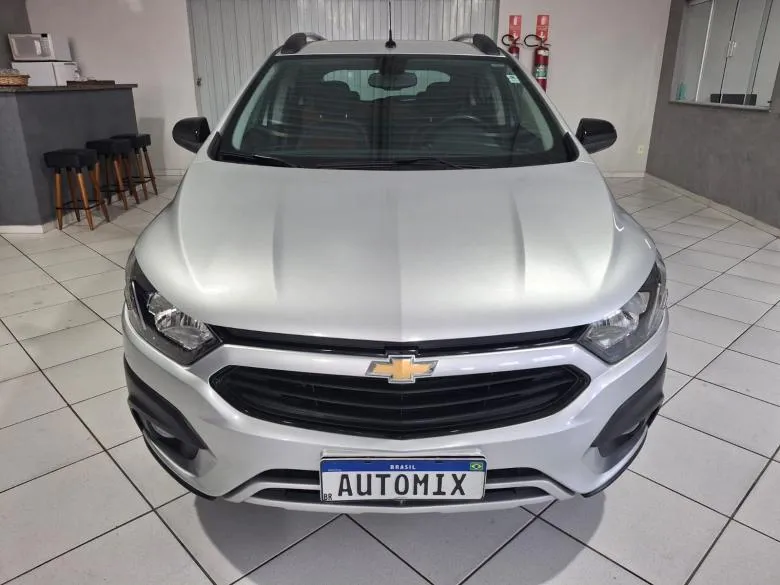 GM - Chevrolet - ONIX ACTIV 1.4 AT