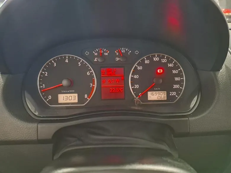 VW - VolksWagen - POLO 1.6