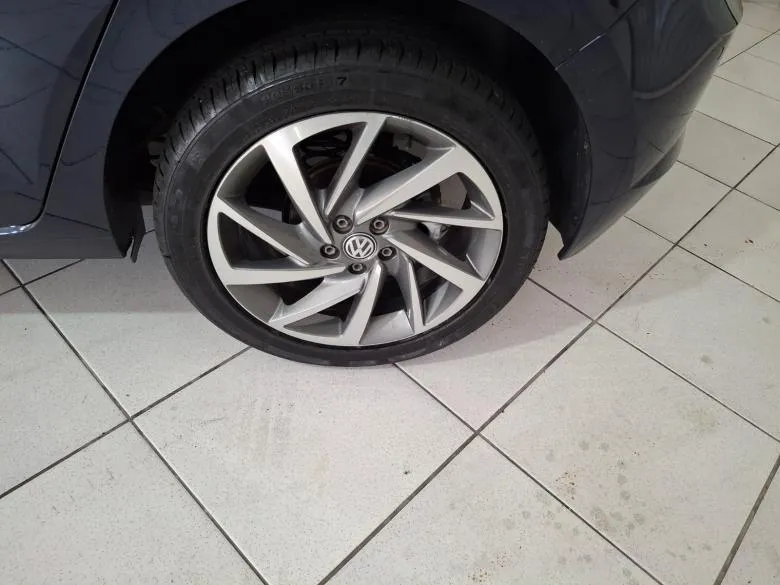 VW - VolksWagen - POLO HIGHLINE 1.0 TSI